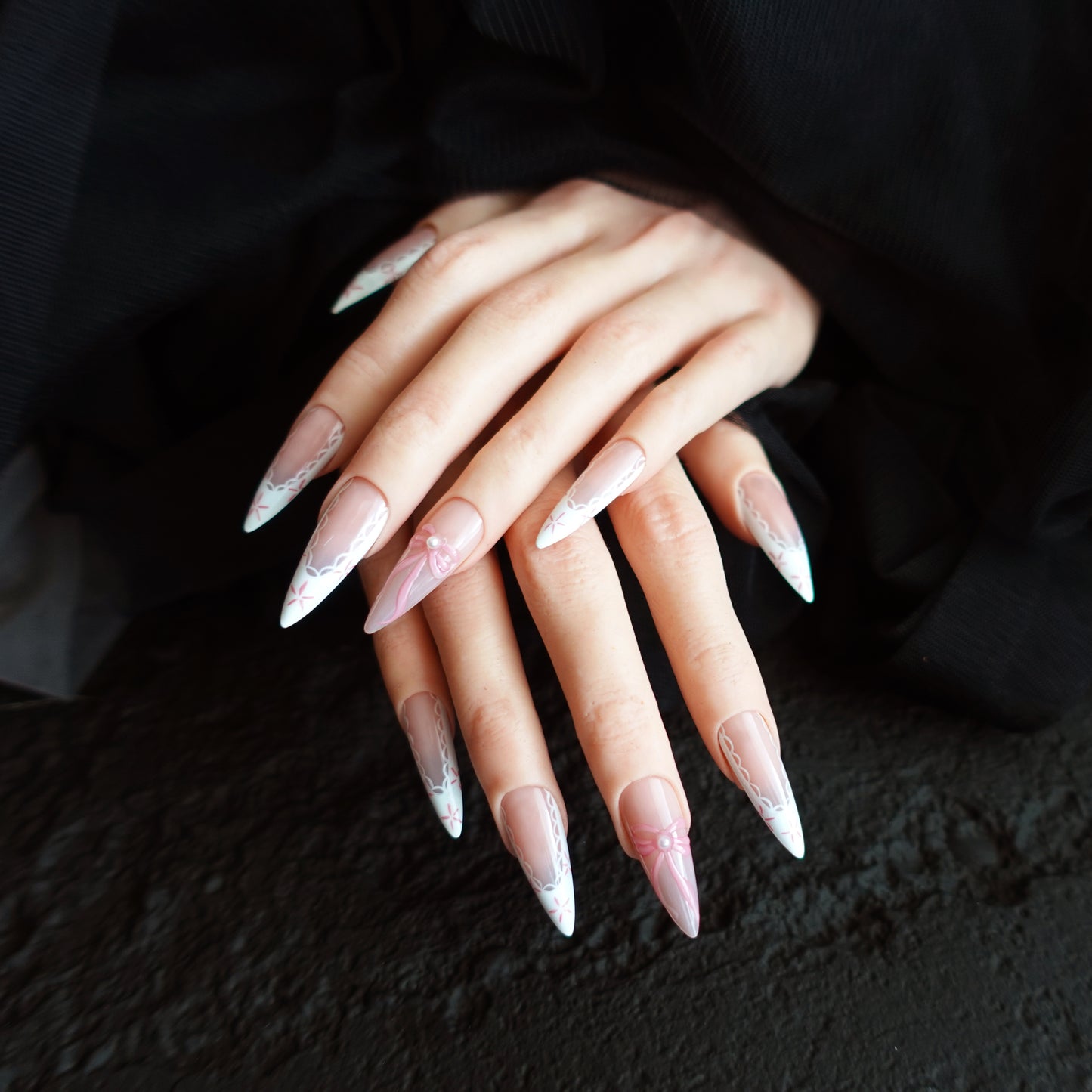 🎀 Coquette Lace  2509287