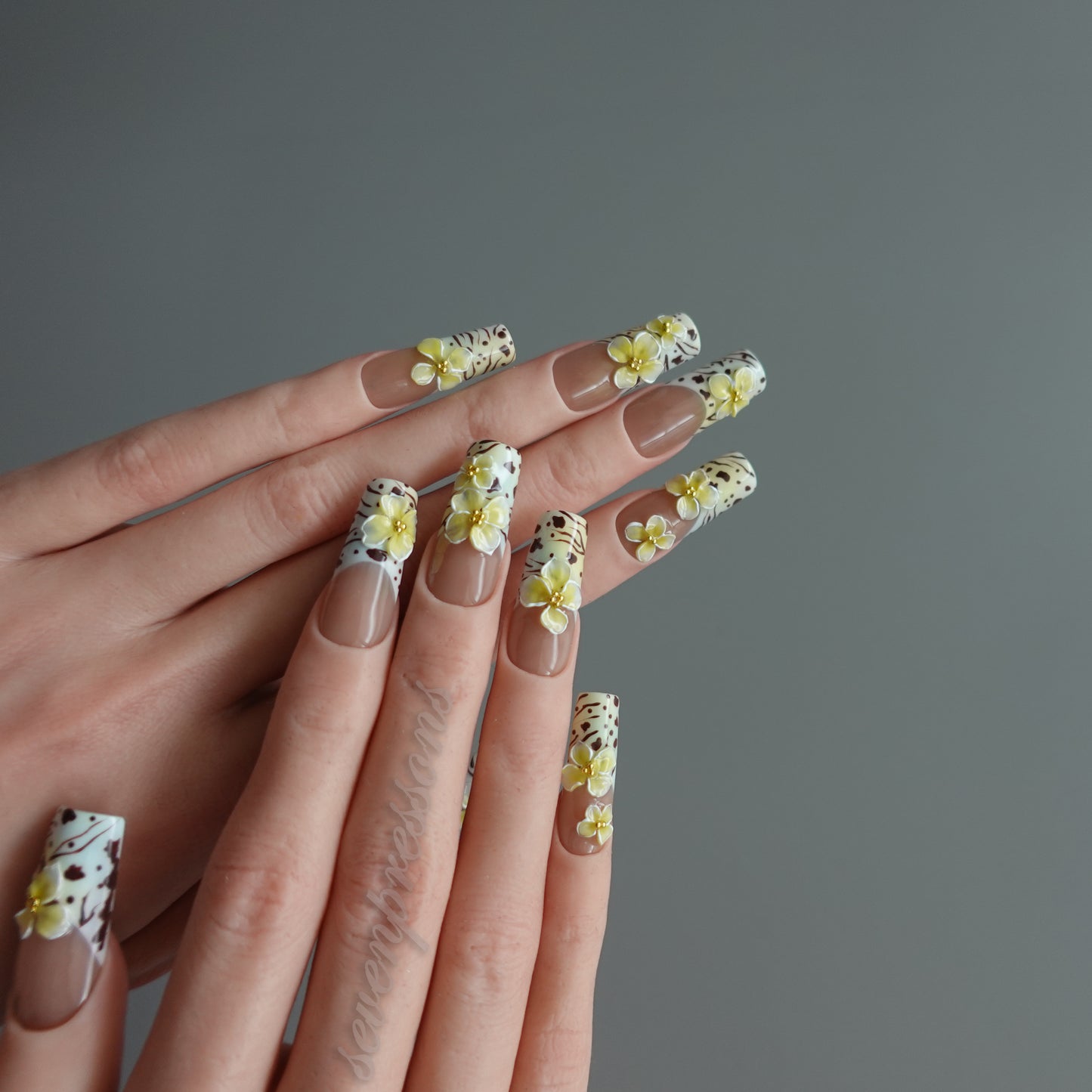 🌼 Blooming Dusk Garden 777  2511282