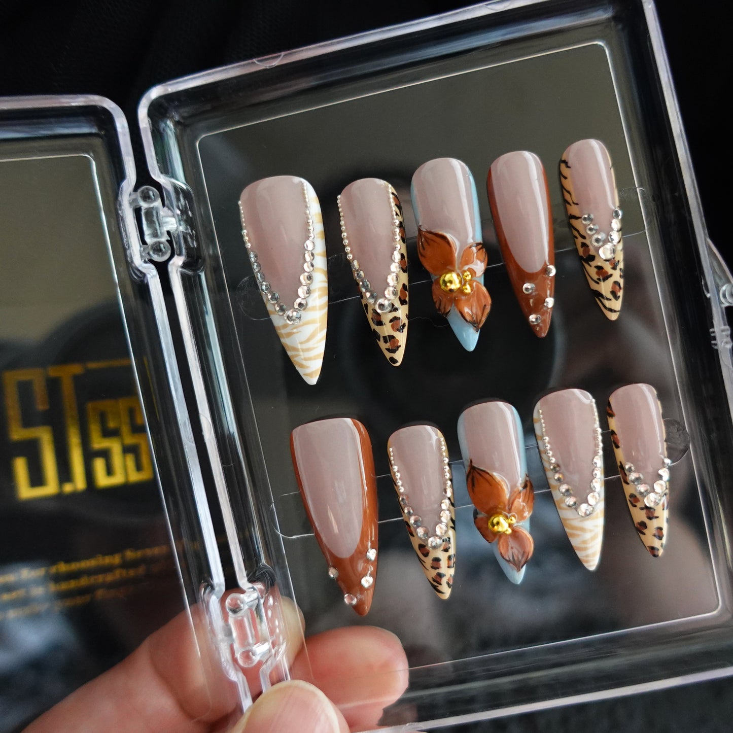 🐆 Safari Orchid  2509274