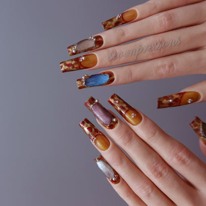 ✦ Gilded Relic Mosaic  2512105