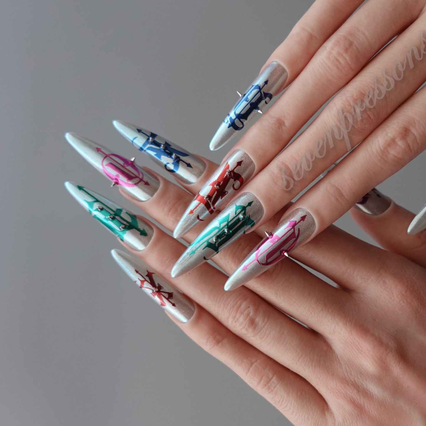 🎨 Gothic Graffiti  2509181