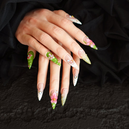 🌿 Sakura Meadow  2509286