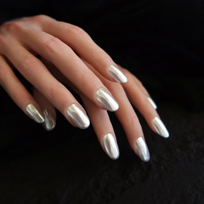 🖤  Lunar Veil  2507252