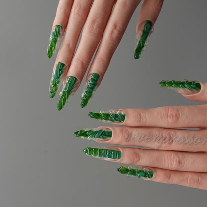 🌿 Verdant Glass Flow  2602267