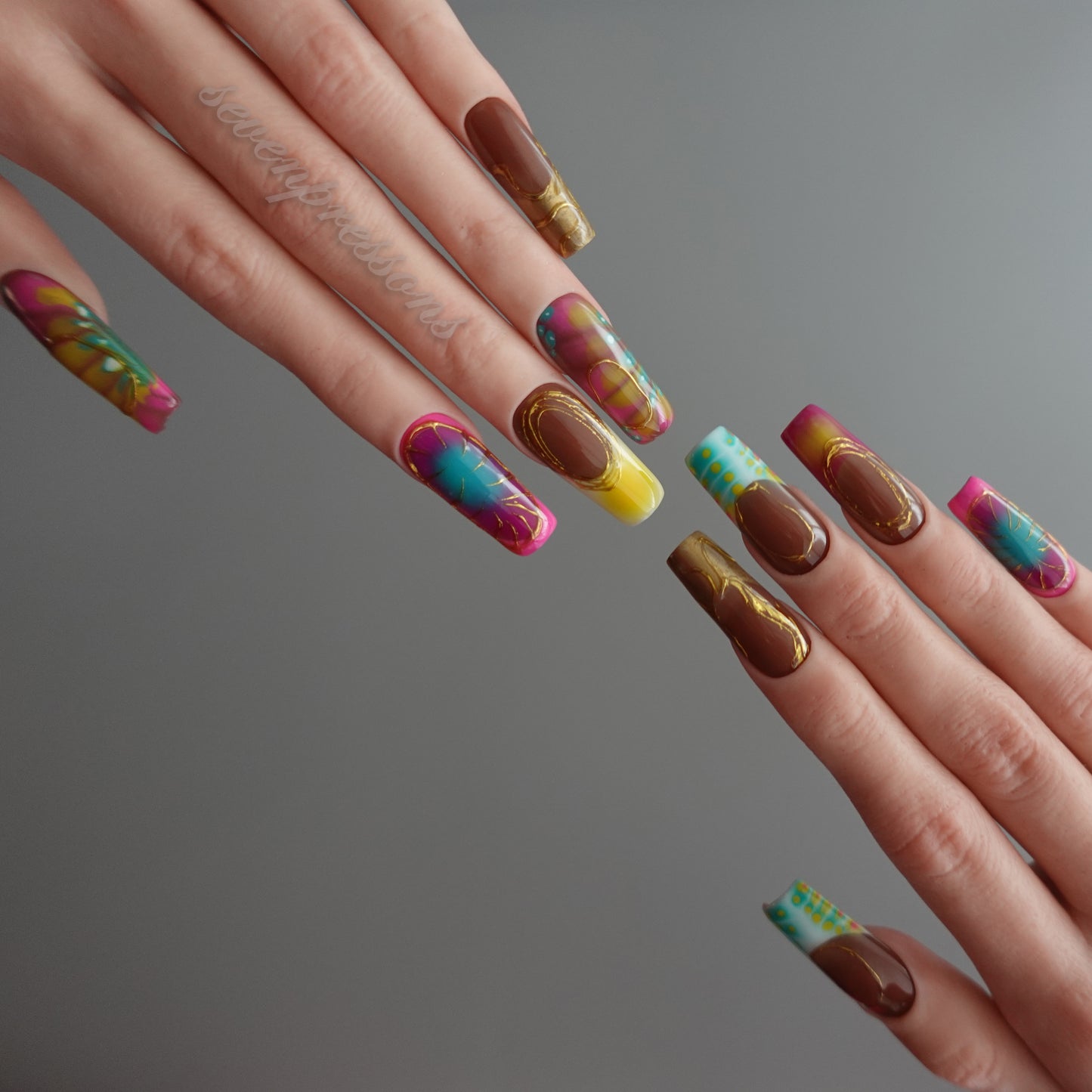 🌈 Chromatic Mirage   2512092