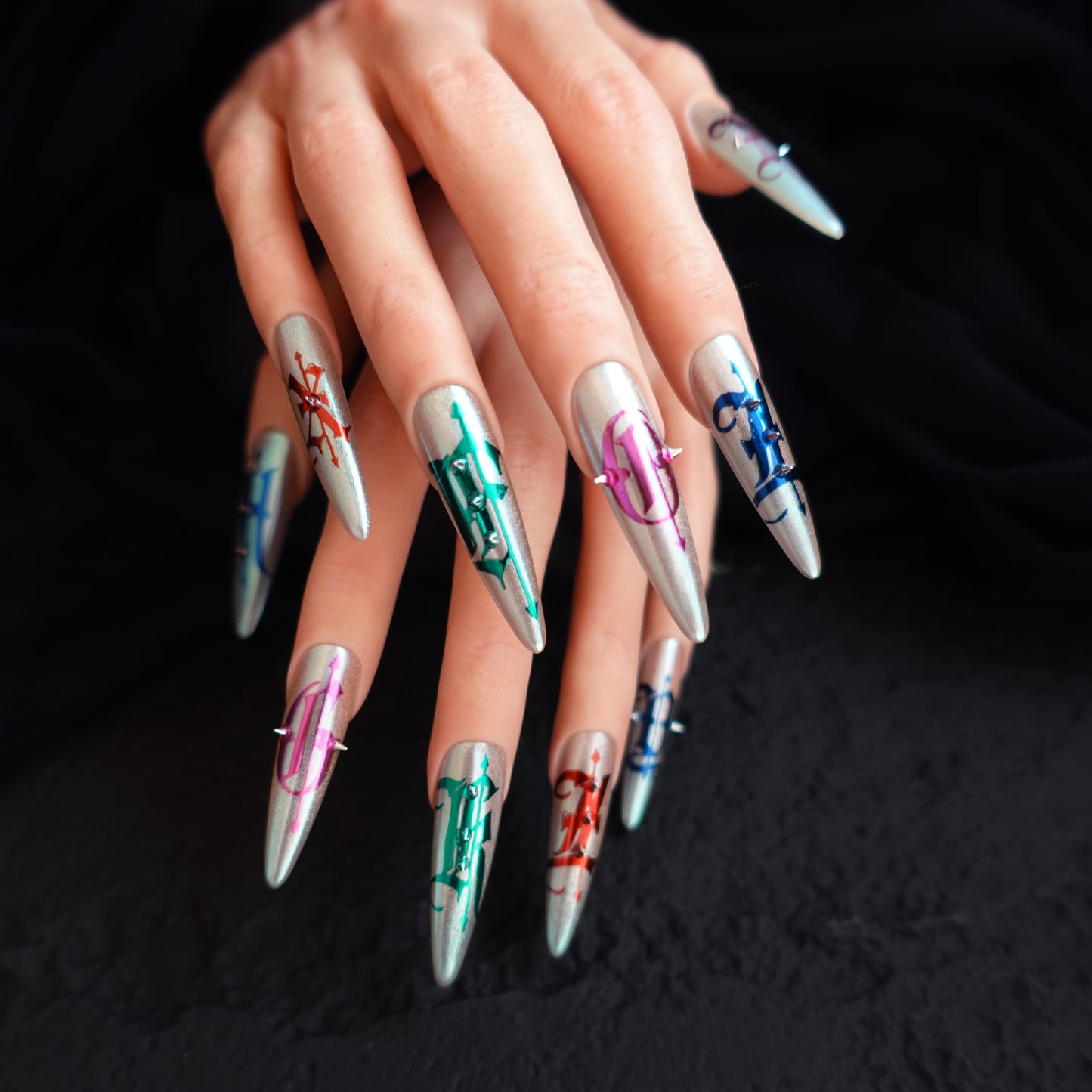 🎨 Gothic Graffiti  2509181