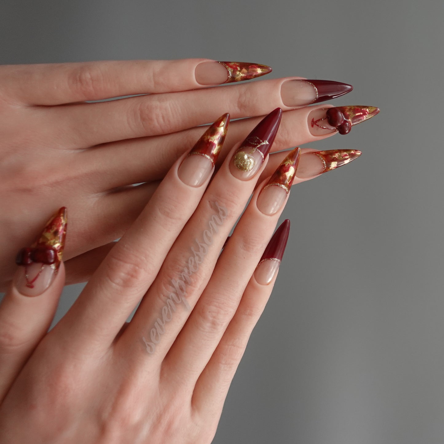 🍒 Crimson Gilded Cherry  2512391