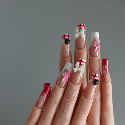 🎀 Strawberry Picnic  2510228