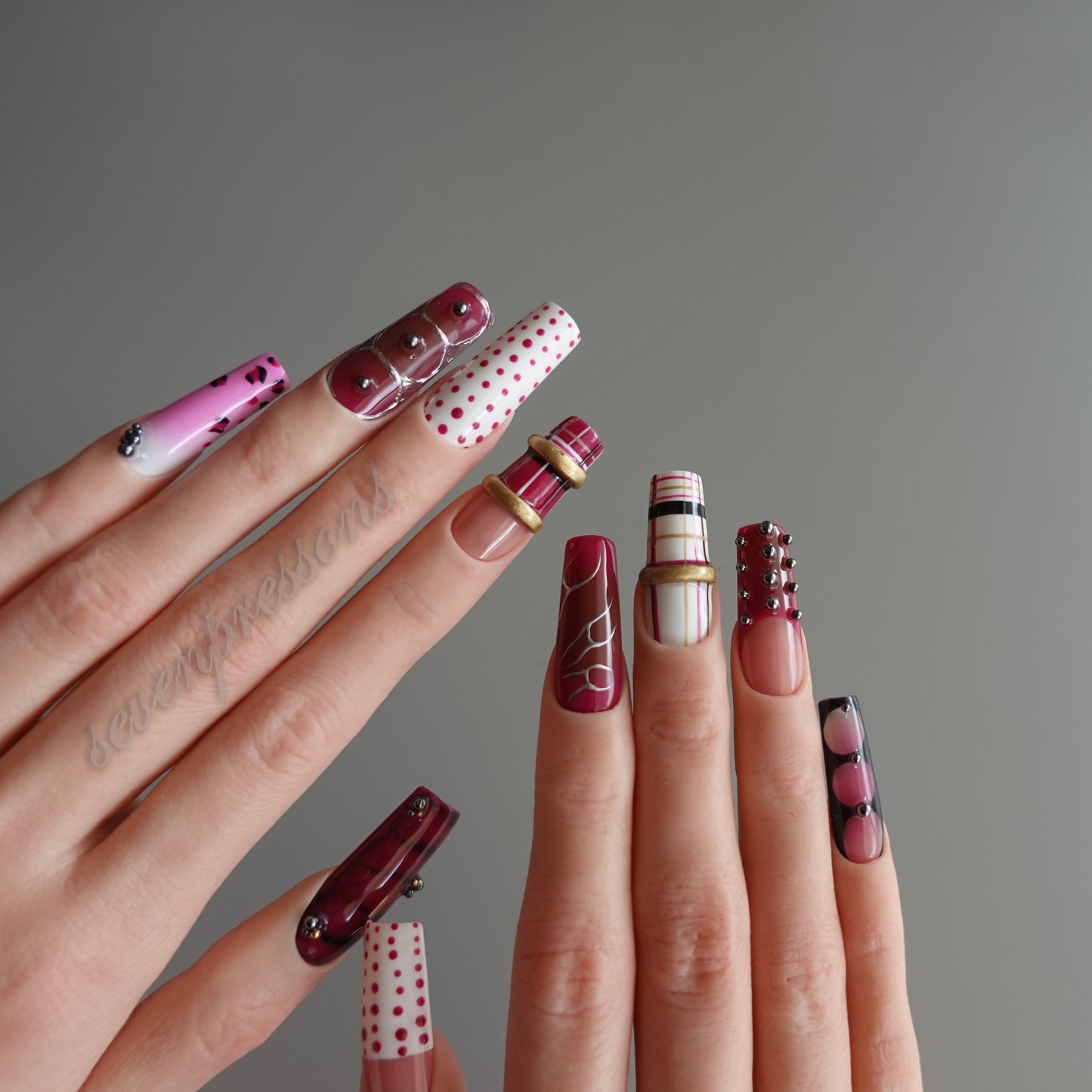 🍒 Berry Mosaic Muse   2511284