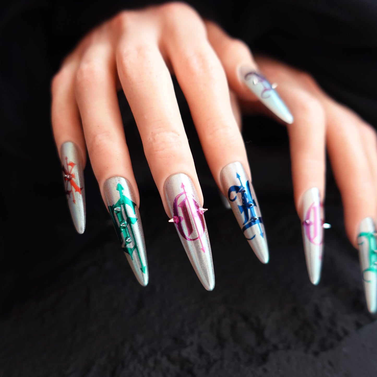 🎨 Gothic Graffiti  2509181