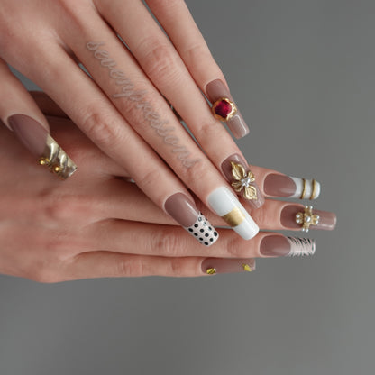 🕊️ Gilded Stillness  2512150