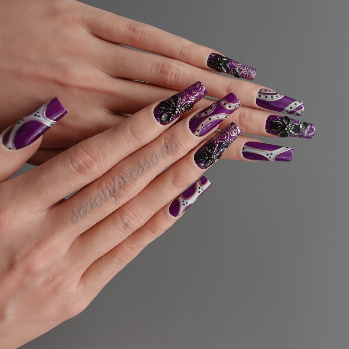 🦋 Midnight Monarch   2512098