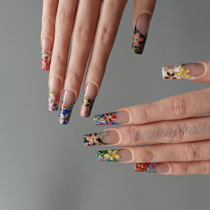 🎨 Gilded Petal Mosaic  2512368