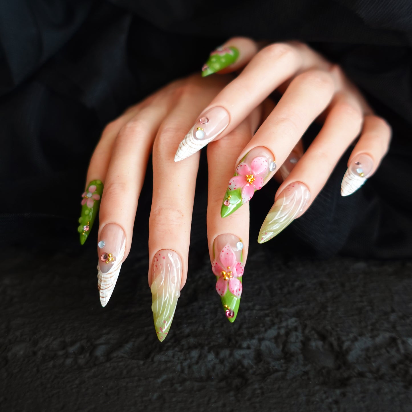 🌿 Sakura Meadow  2509286