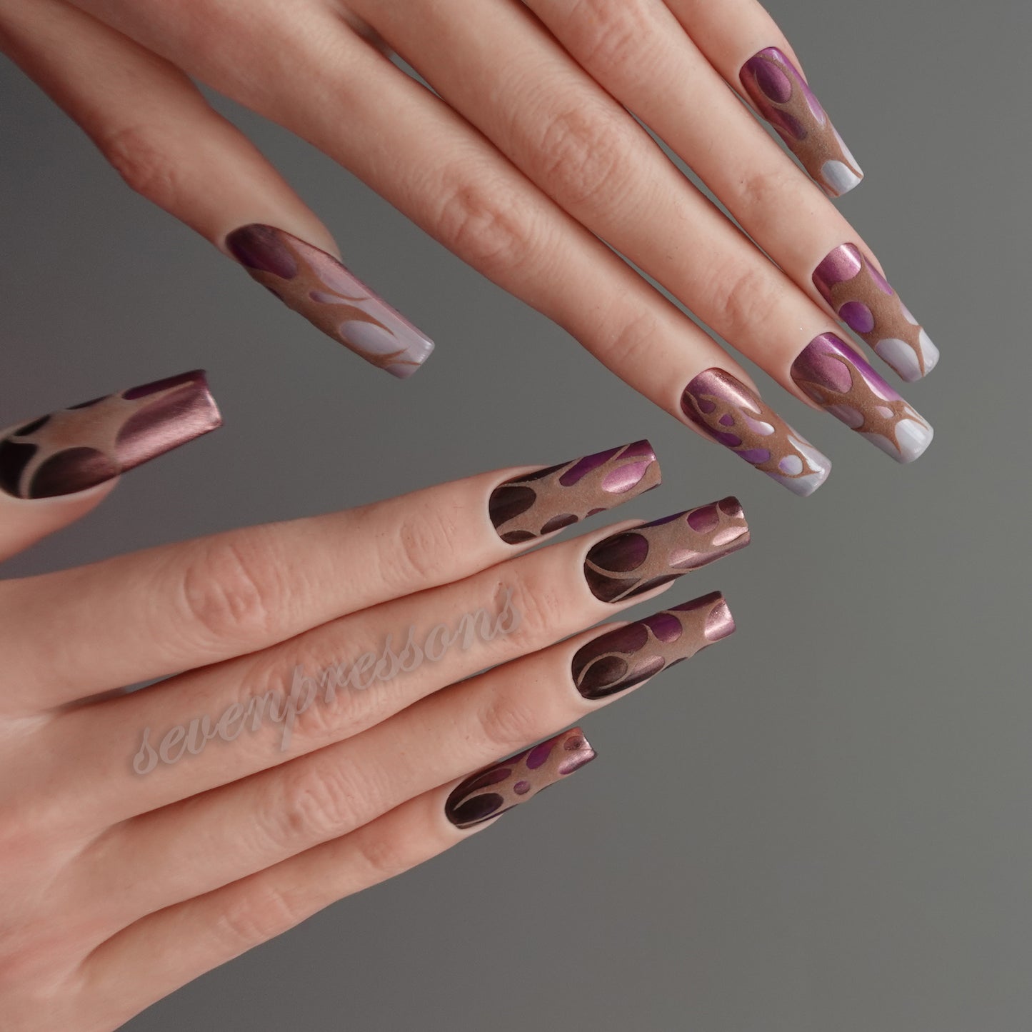 🪐 Molten Mirage  2512097