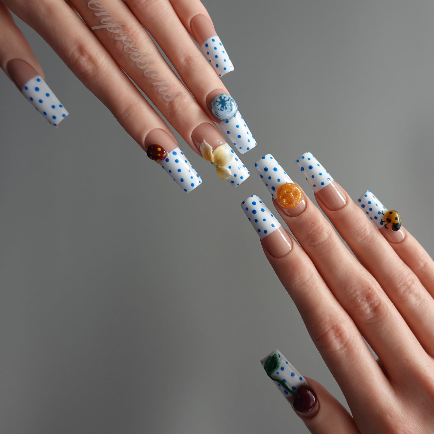 🫐 Polka Garden Muse  2512303