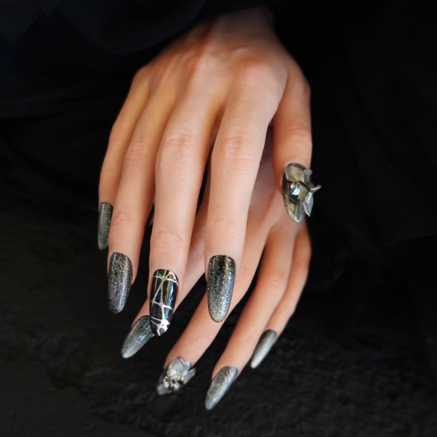 🌑 Chrome Nocturne  25072510