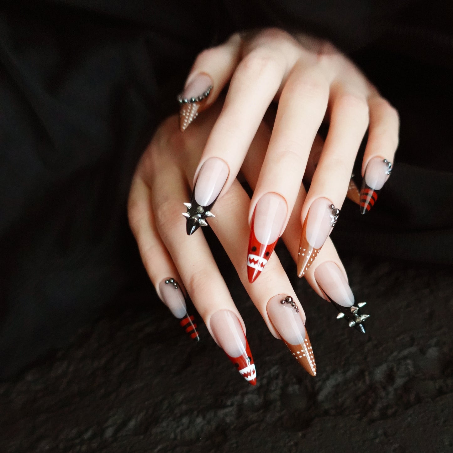 🌋 Raider Fangs  2509294