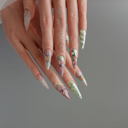 🌸 Molten Bloom  2510172