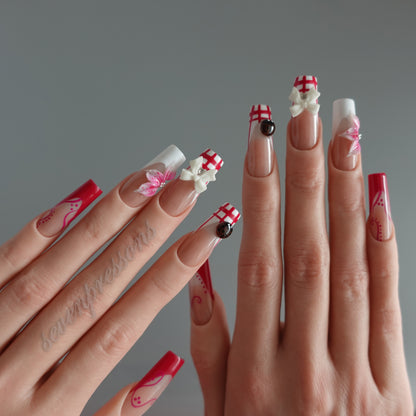 🎀 Strawberry Picnic  2510228