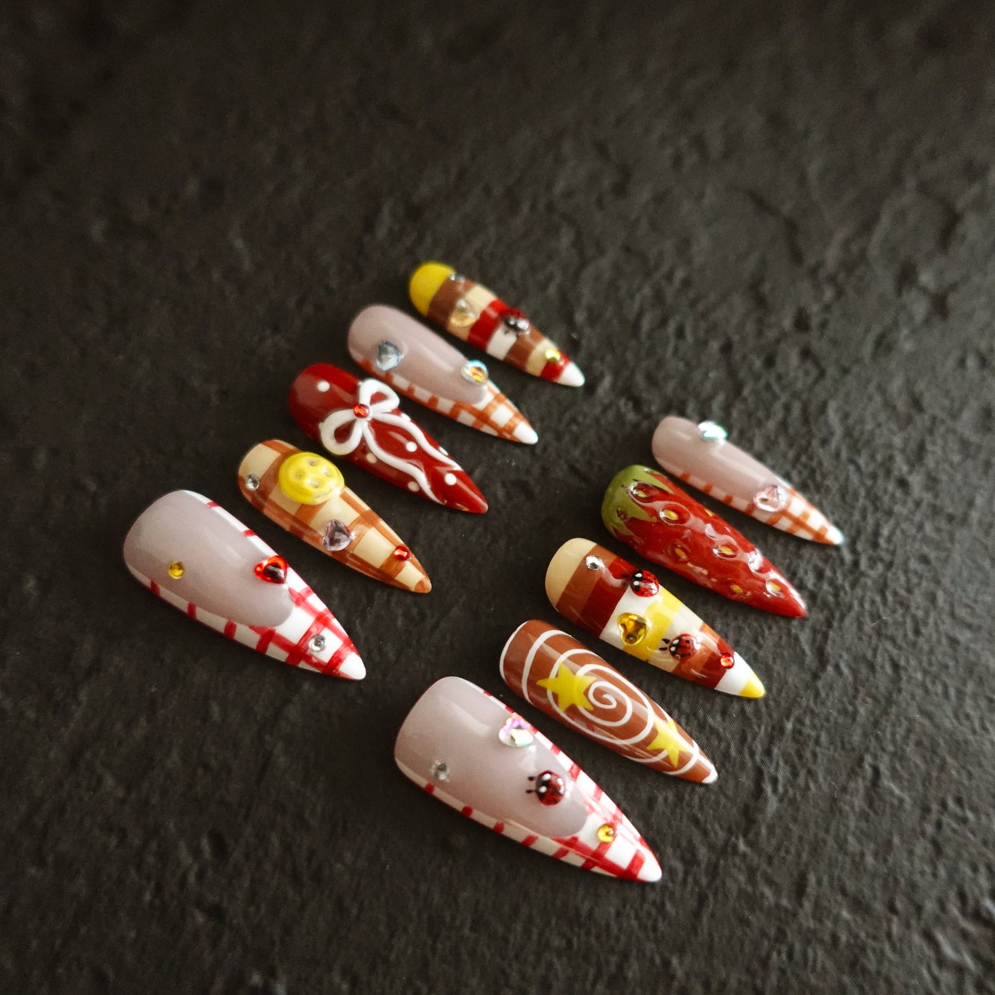 🍓 Picnic Parade  2509299