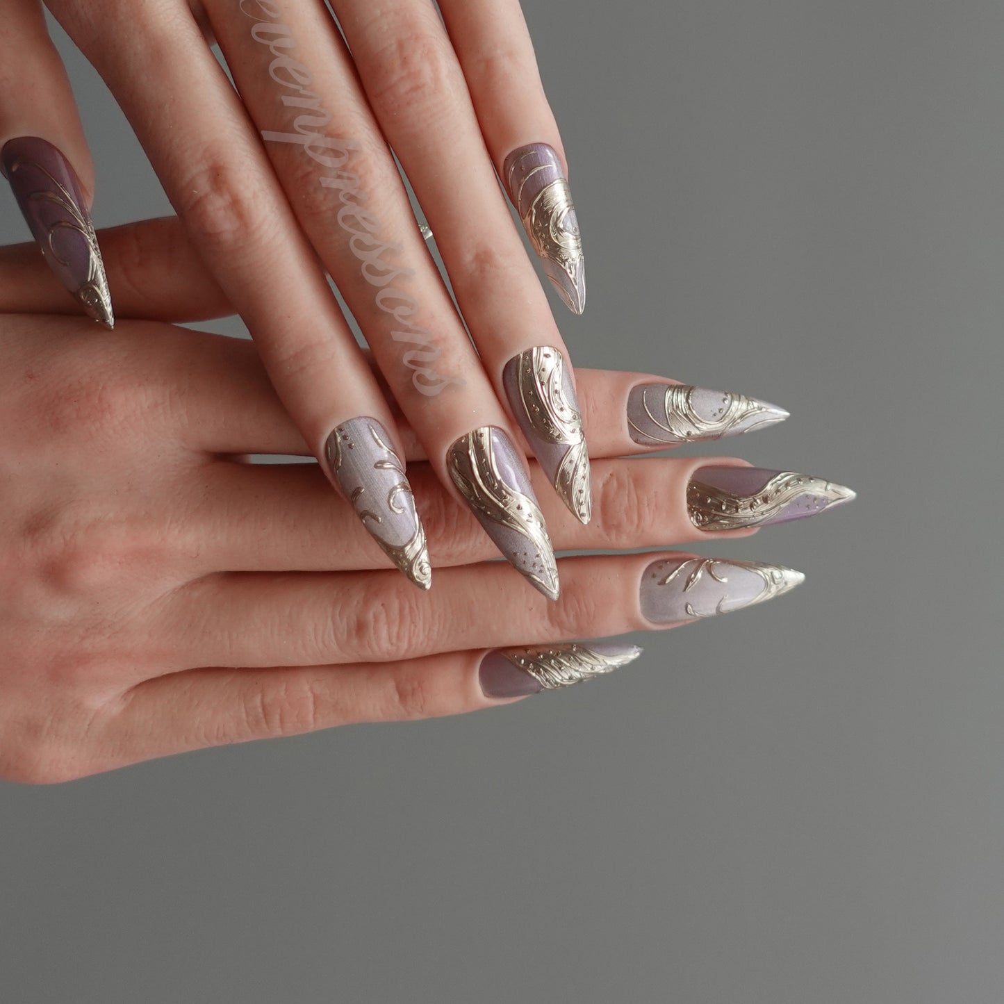 🌙 シルバー・ヴェール・レヴェリー 2512300