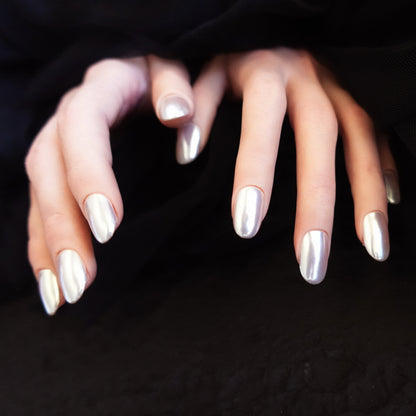 🖤  Lunar Veil  2507252