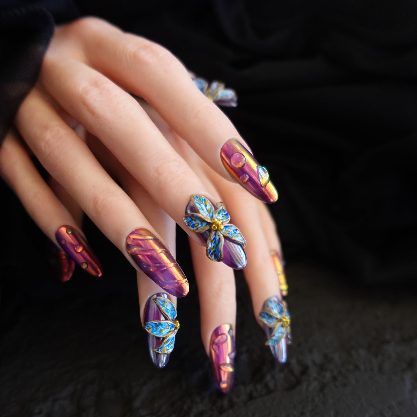 Electric Bloom  2507255