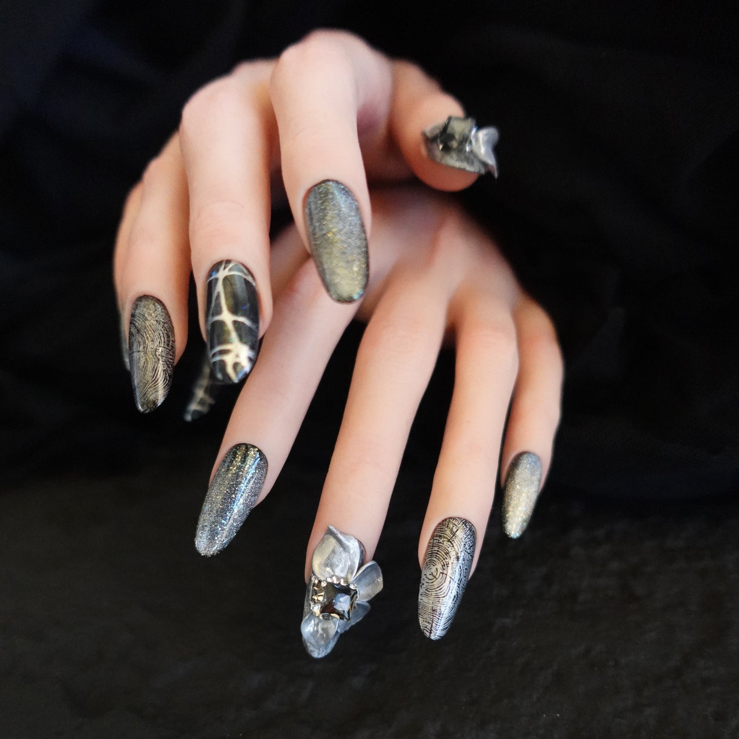 🌑 Chrome Nocturne  25072510