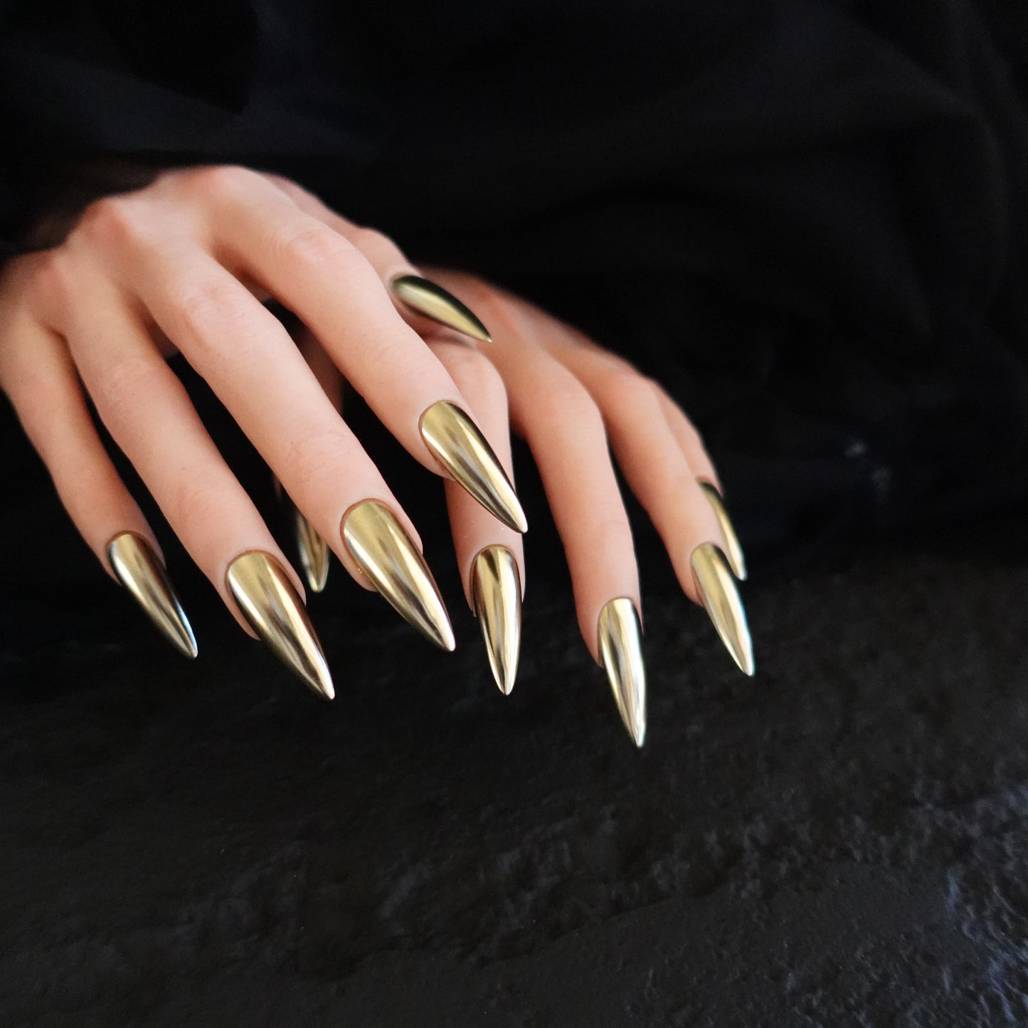 🐍 Gilded Venom  2507246