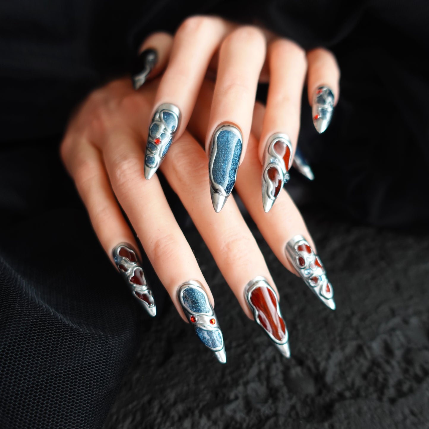 🛰️ Molten Galaxy  2509281