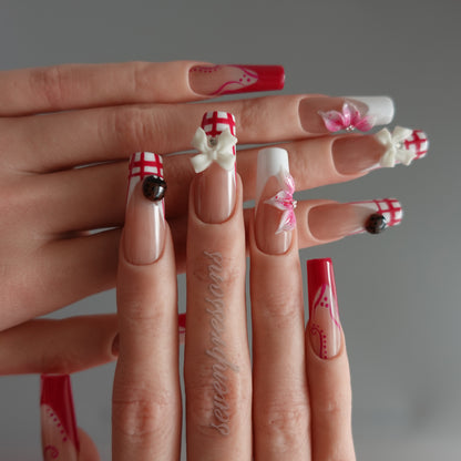 🎀 Strawberry Picnic  2510228