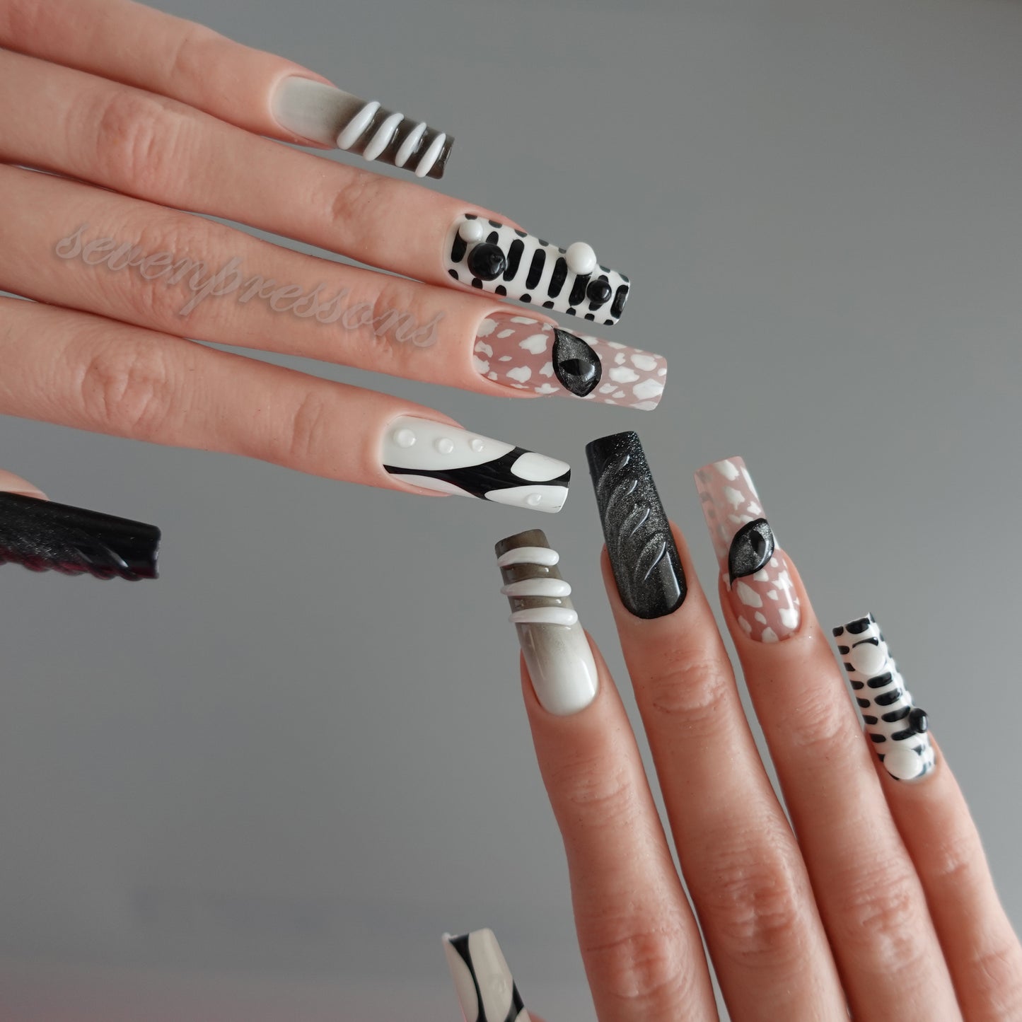 🖤 Midnight Reflex — 3D Vision Nails  2510231