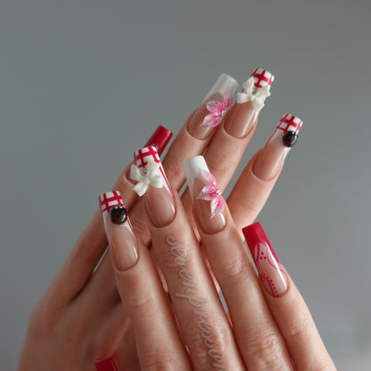 🎀 Strawberry Picnic  2510228