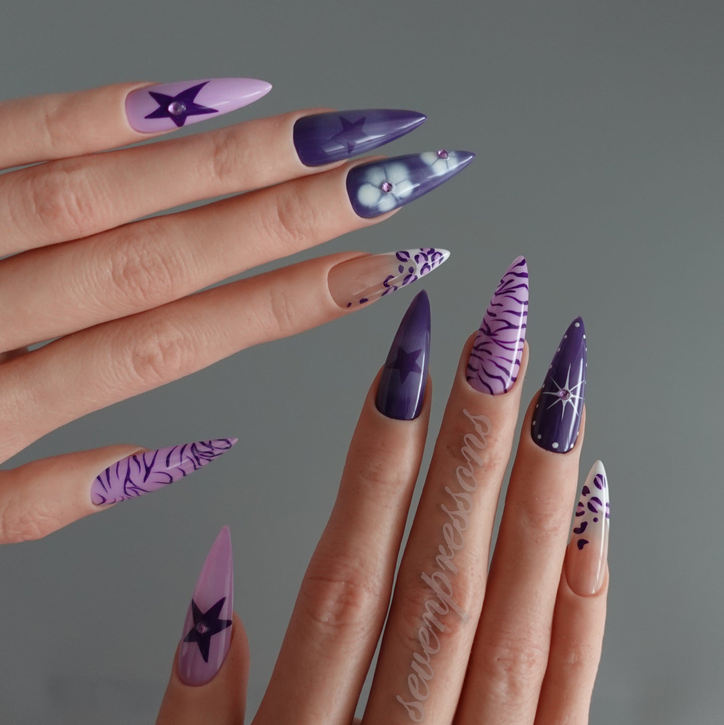 🌌 Starlit Stripes  2510238