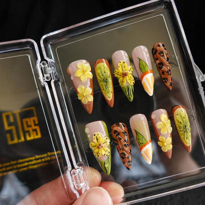 🐆 Tigerlily Savanna  2509275