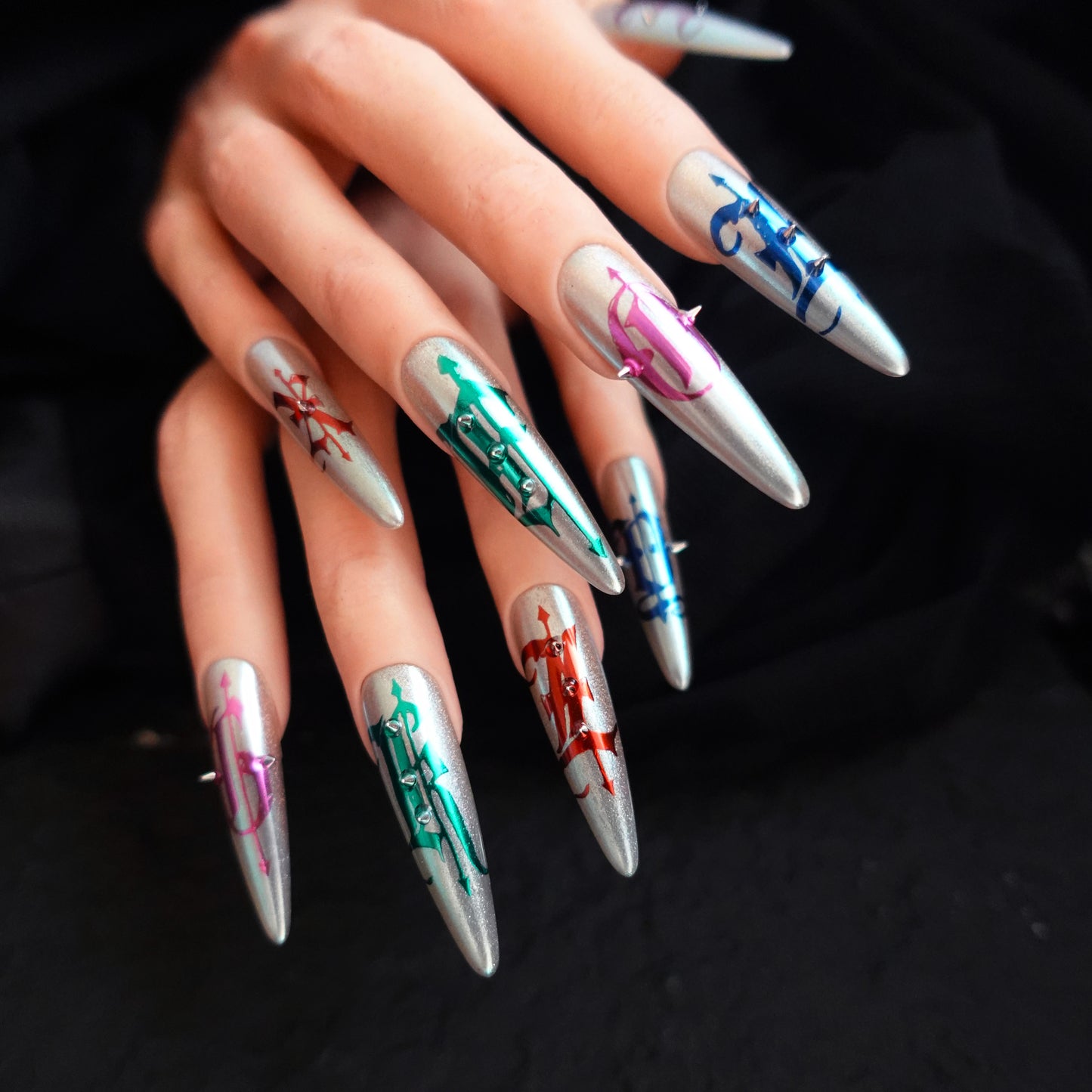 🎨 Gothic Graffiti  2509181