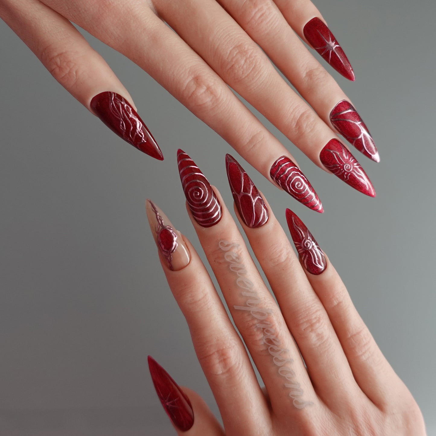 🕷️ Crimson Web  2510249