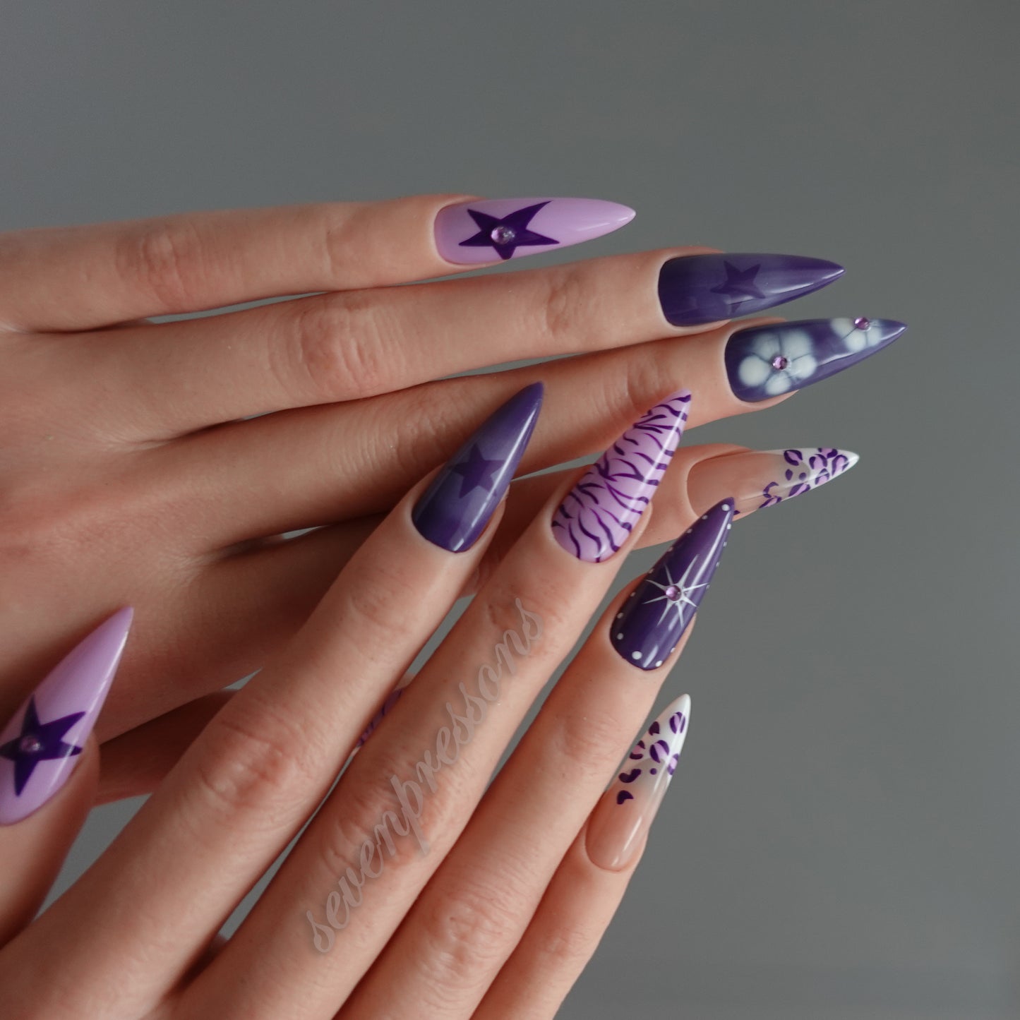 🌌 Starlit Stripes  2510238