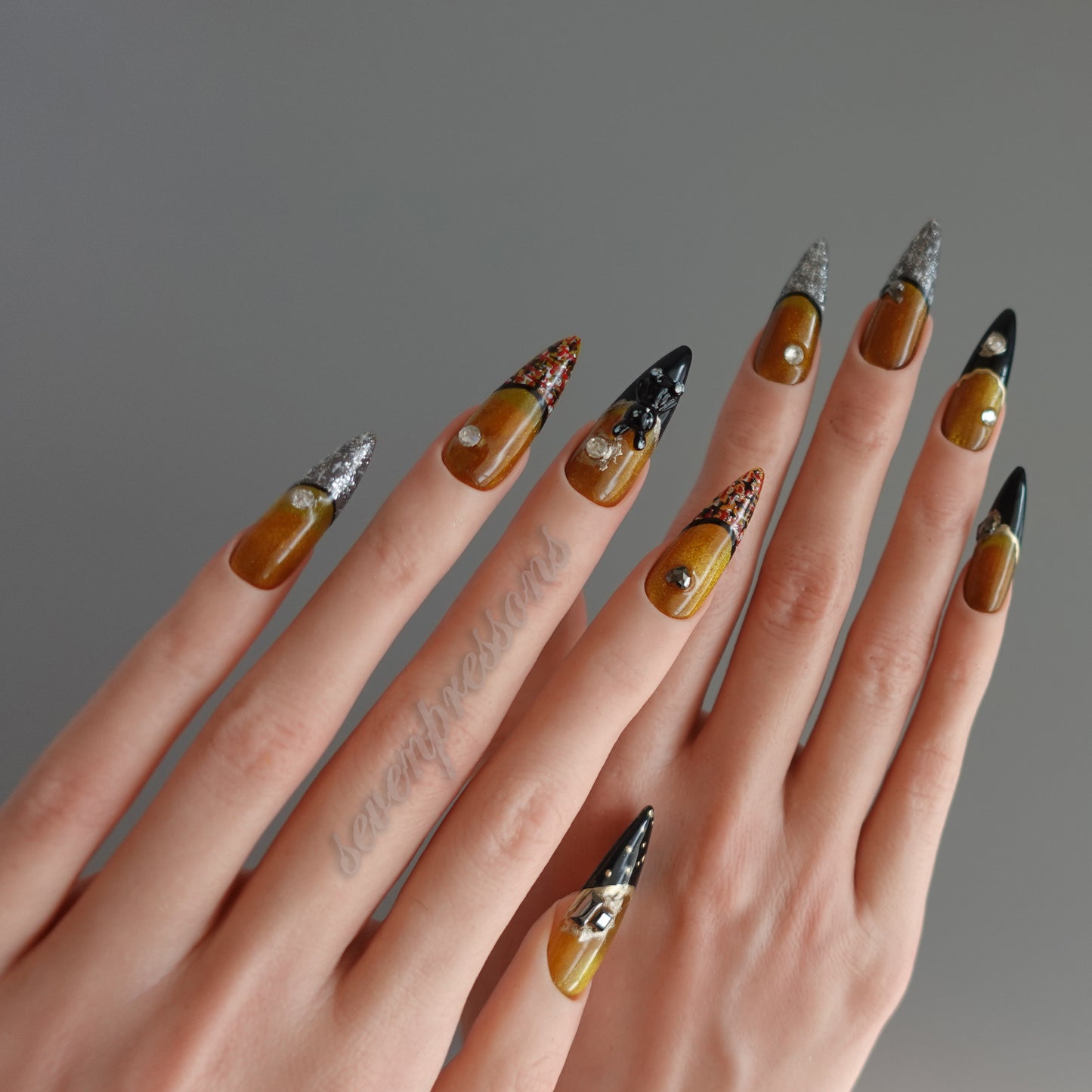 🖤 Golden Vice  2510177