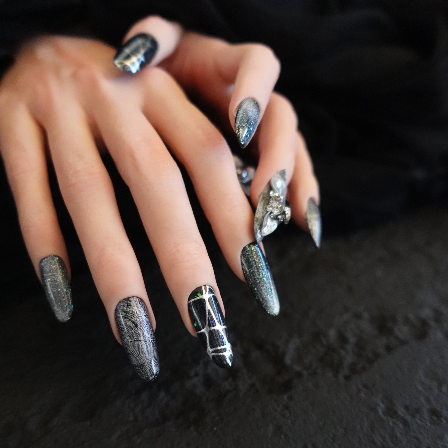 🌑 Chrome Nocturne  25072510