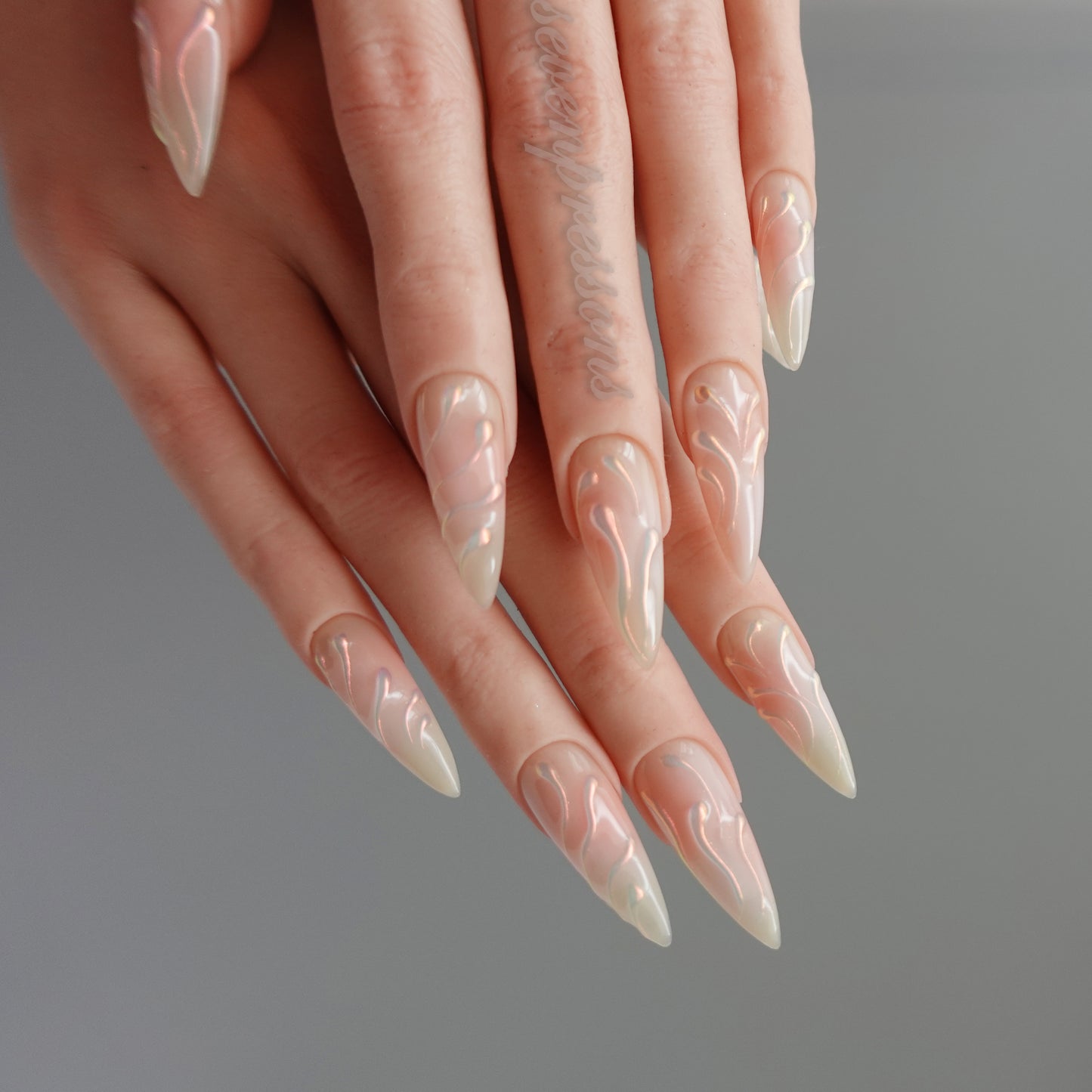 🌸 Ethereal Whisper  2510246