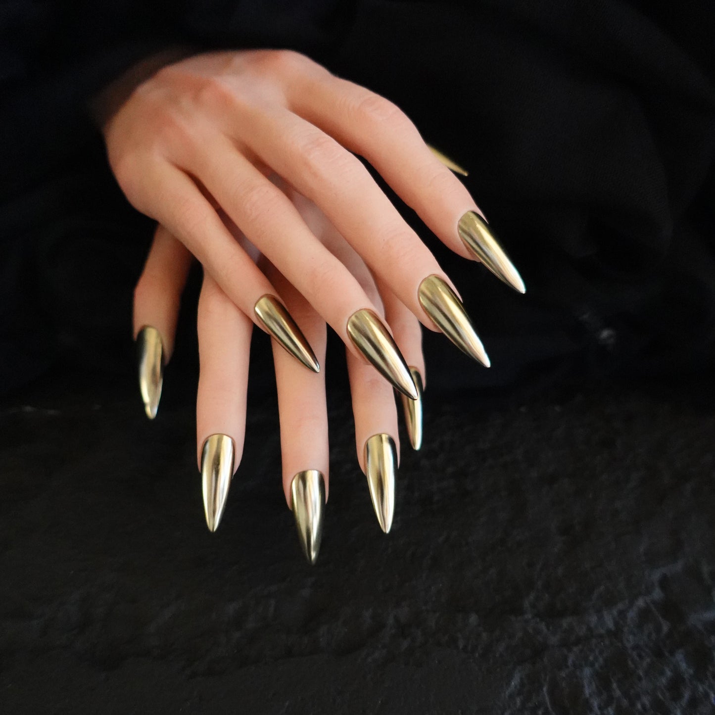 🐍 Gilded Venom  2507246