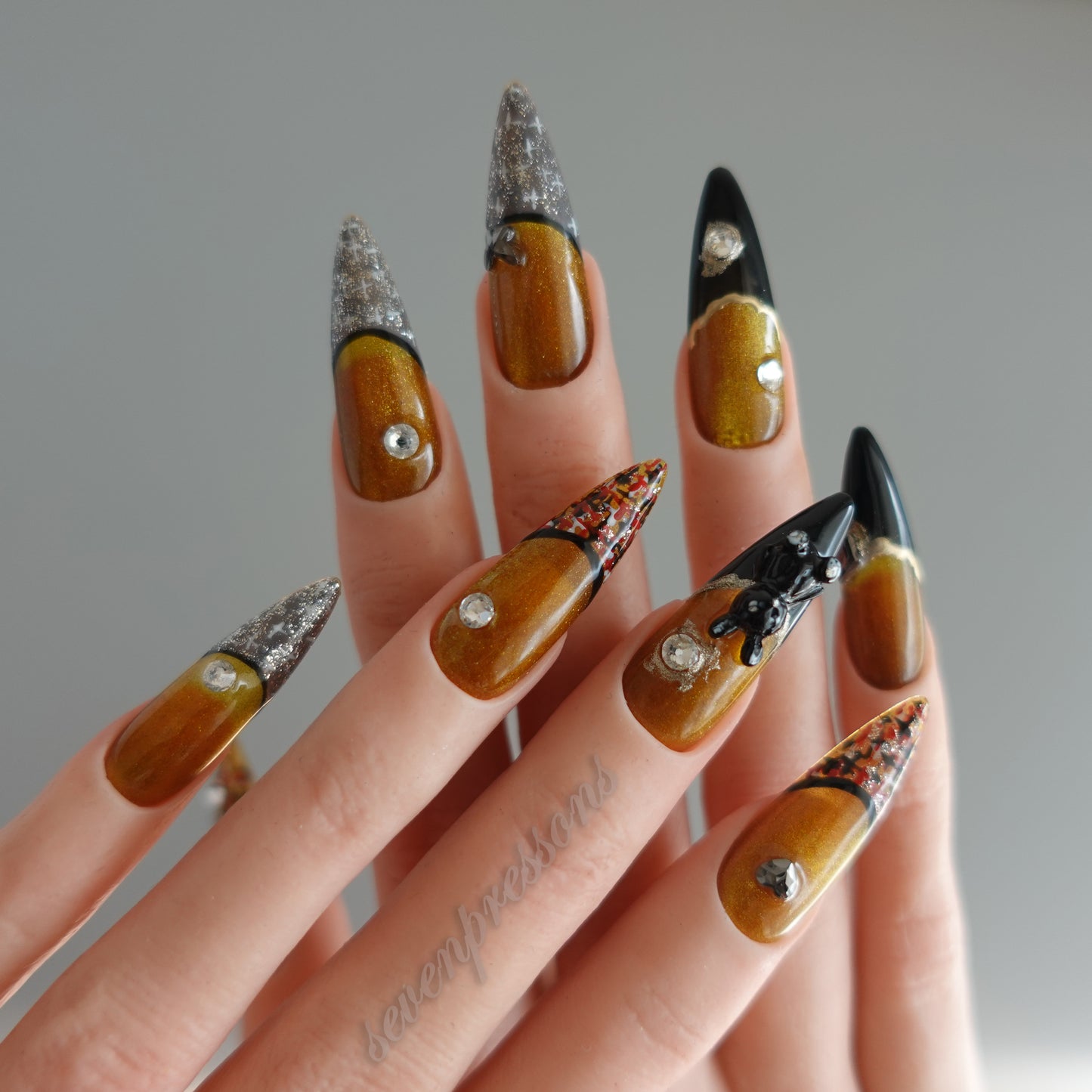 🖤 Golden Vice  2510177