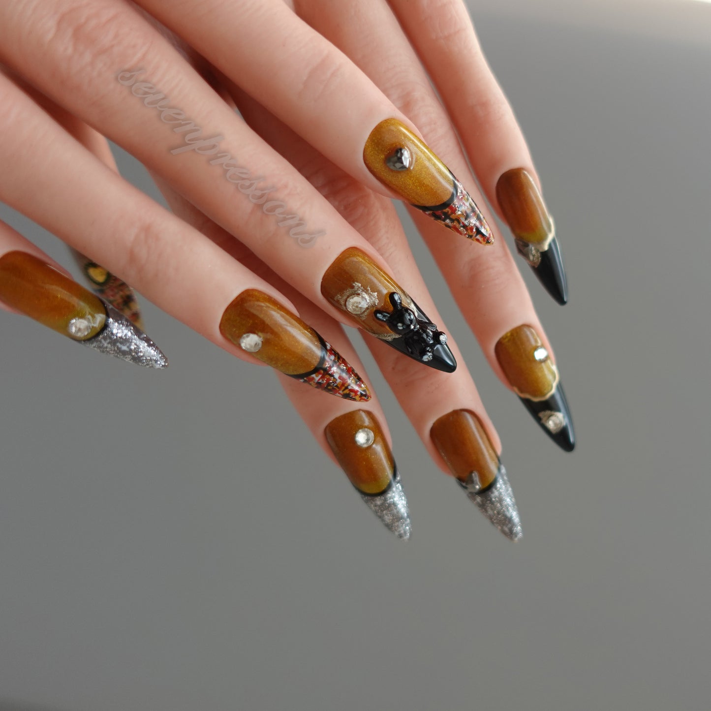 🖤 Golden Vice  2510177