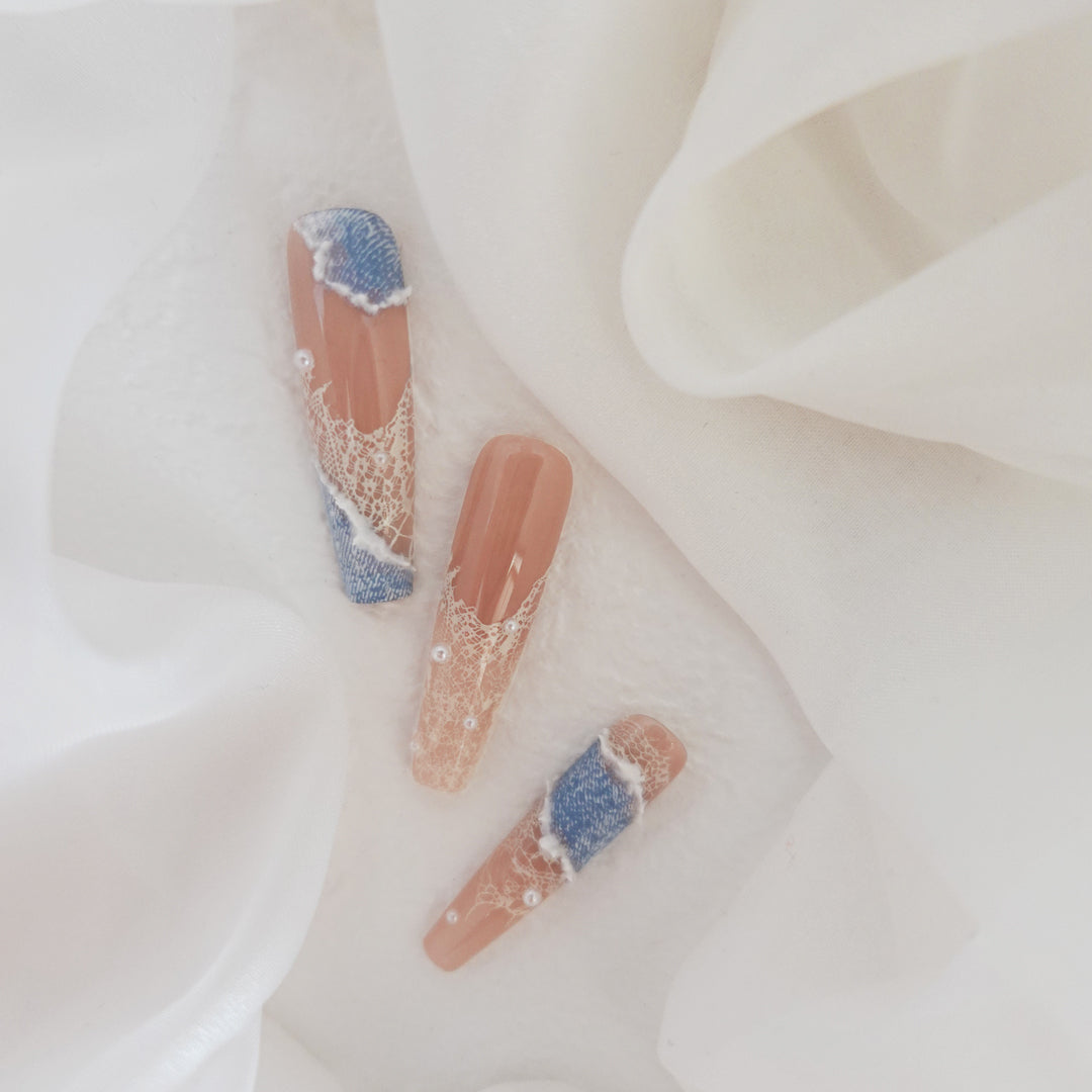 Denim Lace Daydream 2504111