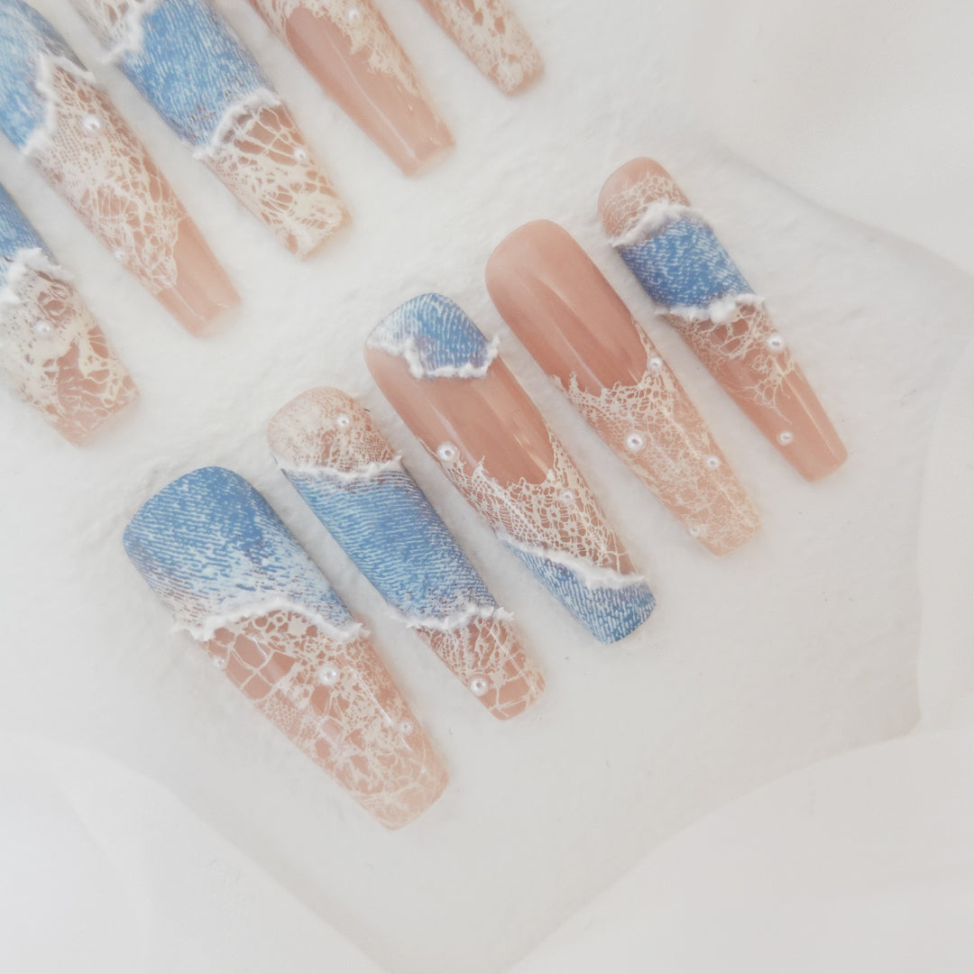 Denim Lace Daydream 2504111