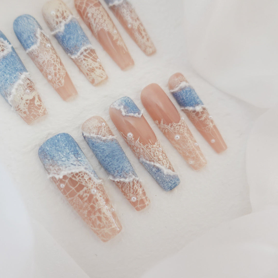 Denim Lace Daydream 2504111