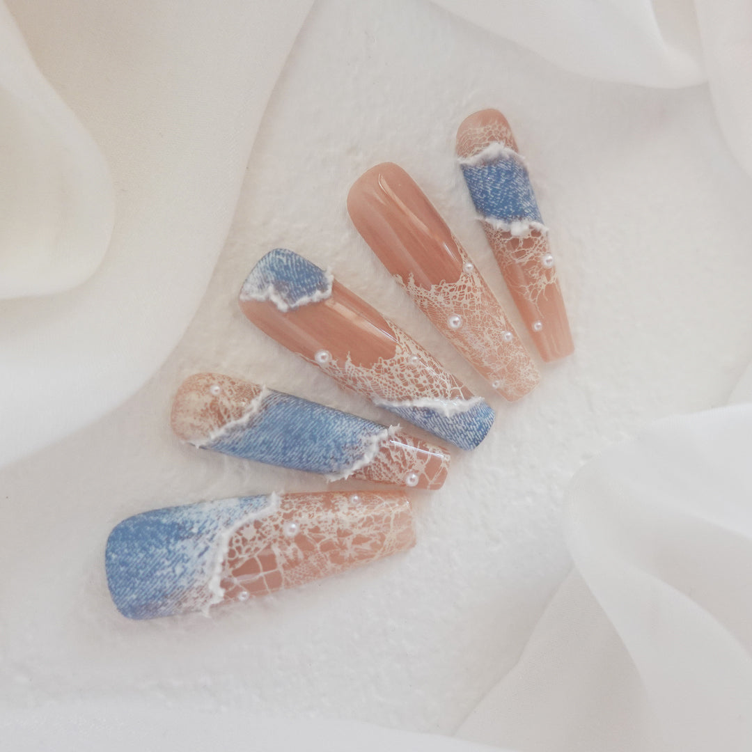 Denim Lace Daydream 2504111