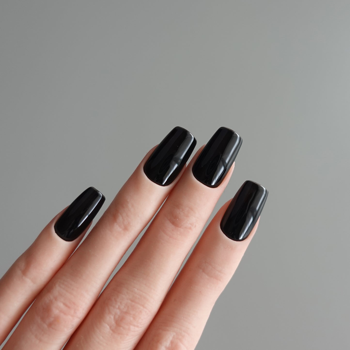 🌈 Chromatic Symphony — Obsidian Noir  2511902